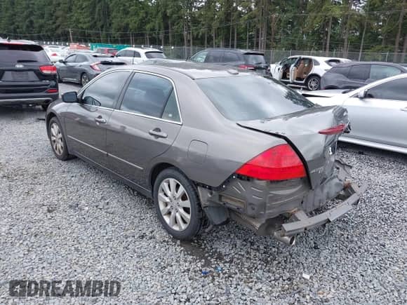 2006 Honda Accord EX-L с VIN 1HGCM66806A022277, выставлен на аукционе IAAI как лот 42659279 с пробегом 152 251 миль миль и . История ставок и продаж доступна на DreamBid. Изображение 3.