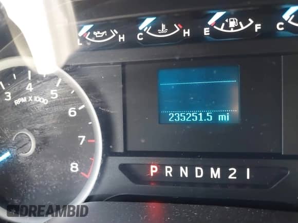 2018 Ford F-150 XL z VIN 1FTEX1EB4JFA77373, wystawiony jako IAAI lot #41813197 z przebiegiem 235 251 mil mil oraz . Historia ofert i sprzedaży dostępna na DreamBid. Obrazek 16.