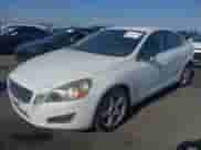 2012 Volvo S60 T5 с VIN YV1622FSXC2081732, выставлен на аукционе IAAI как лот 43127850 с пробегом 152 186 миль миль и . История ставок и продаж доступна на DreamBid. Изображение 2.