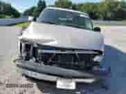 2006 Chevrolet Tahoe LS z VIN 1GNEC13Z86R166551, wystawiony jako Copart lot #70229525 z przebiegiem 146 316 mil mil oraz Szkoda całkowita • Salvage title. Historia ofert i sprzedaży dostępna na DreamBid. Obrazek 5.