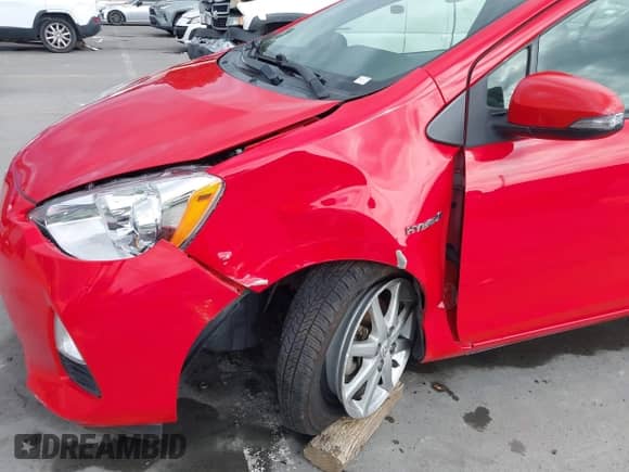 2012 Toyota Prius Four z VIN JTDKDTB37C1514044, wystawiony jako IAAI lot #43461297 z przebiegiem 150 172 mil mil oraz . Historia ofert i sprzedaży dostępna na DreamBid. Obrazek 6.