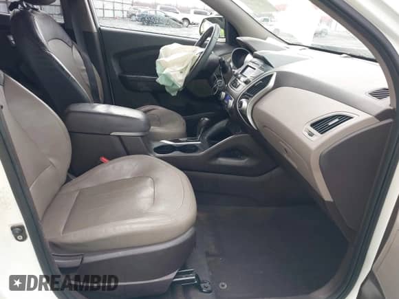 2012 Hyundai Tucson GLS с VIN KM8JU3ACXCU482729, выставлен на аукционе IAAI как лот 41716015 с пробегом 176 668 миль миль и . История ставок и продаж доступна на DreamBid. Изображение 5.