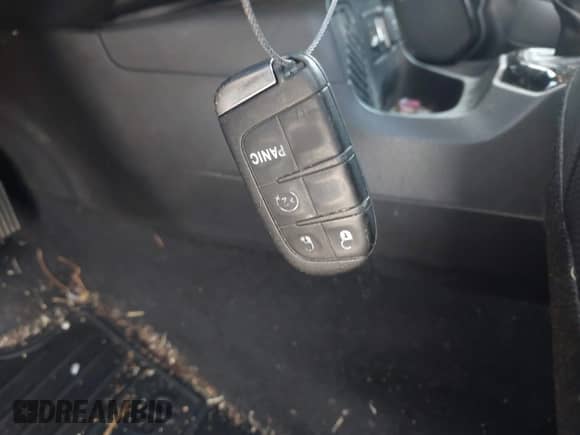 2017 Jeep Renegade Latitude с VIN ZACCJABB5HPG61186, выставлен на аукционе IAAI как лот 42687383 с пробегом 106 100 миль миль и . История ставок и продаж доступна на DreamBid. Изображение 11.