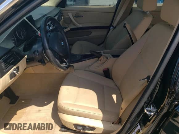 2009 BMW 3 Series 335d с VIN WBAPN73529A265488, выставлен на аукционе Copart как лот 67908005 с пробегом 91 003 миль миль и Списание • Salvage title. История ставок и продаж доступна на DreamBid. Изображение 7.