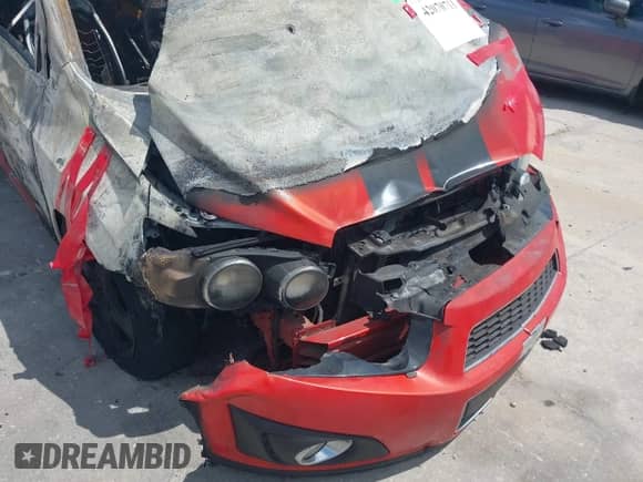2013 Chevrolet Sonic LTZ с VIN 1G1JE6SB3D4200045, выставлен на аукционе IAAI как лот 42070711 с пробегом Не указан миль и . История ставок и продаж доступна на DreamBid. Изображение 11.