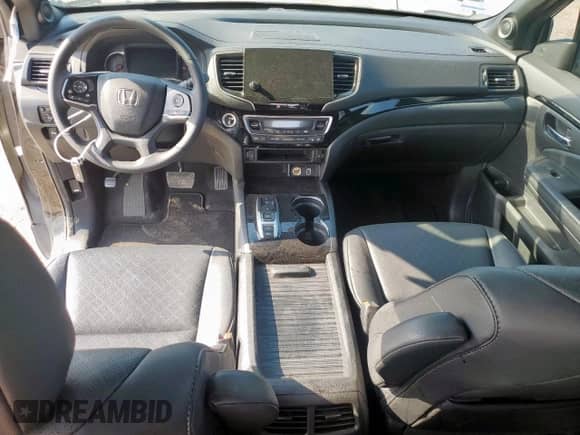 2021 Honda Passport Touring with VIN 5FNYF7H97MB014885, listed as a Copart auction lot 70517635 with 40,710 mi miles and Salvage title. Bid and sale history available at DreamBid. Image 8.
