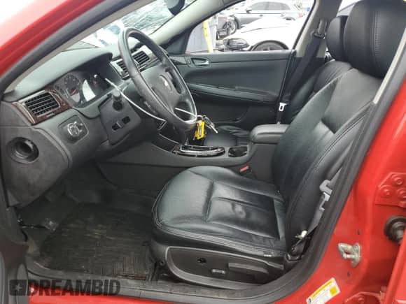 2012 Chevrolet Impala LT Retail with VIN 2G1WB5E37C1113479, listed as a Copart auction lot 82107985 with 31,305 mi miles and Salvage title. Bid and sale history available at DreamBid. Image 7.