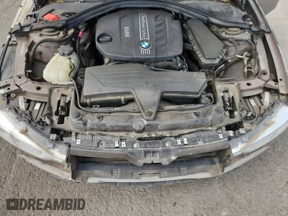 2014 BMW 3 Series 328d xDrive с VIN WBA3K5C56EF776405, выставлен на аукционе Copart как лот 71128295 с пробегом 137 948 миль миль и Списание • Salvage title. История ставок и продаж доступна на DreamBid. Изображение 11.