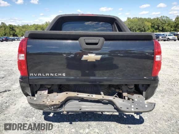 2008 Chevrolet Avalanche 1LT с VIN 3GNEC12J98G109841, выставлен на аукционе Copart как лот 74087004 с пробегом 167 501 миль миль и Списание • Salvage title. История ставок и продаж доступна на DreamBid. Изображение 6.