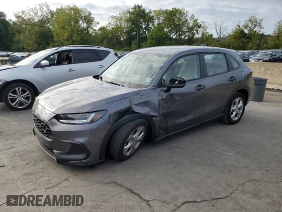 2024 Honda HR-V LX z VIN 3CZRZ2H34RM710028, wystawiony jako Copart lot #80190695 z przebiegiem 29 228 mil mil oraz Szkoda całkowita • Salvage title. Historia ofert i sprzedaży dostępna na DreamBid. Obrazek 1.