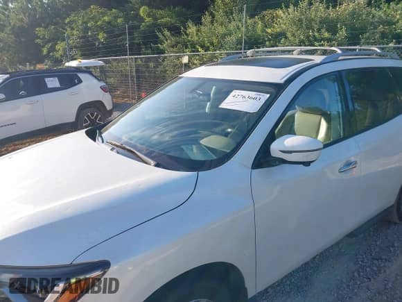 2017 Nissan Pathfinder S with VIN 5N1DR2MN1HC634528, listed as a IAAI auction lot 42763603 with 158,000 mi miles and . Bid and sale history available at DreamBid. Image 6.