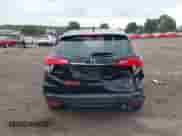 2020 Honda HR-V LX z VIN 3CZRU6H36LG701892, wystawiony jako IAAI lot #43007826 z przebiegiem 137 503 mil mil oraz . Historia ofert i sprzedaży dostępna na DreamBid. Obrazek 16.