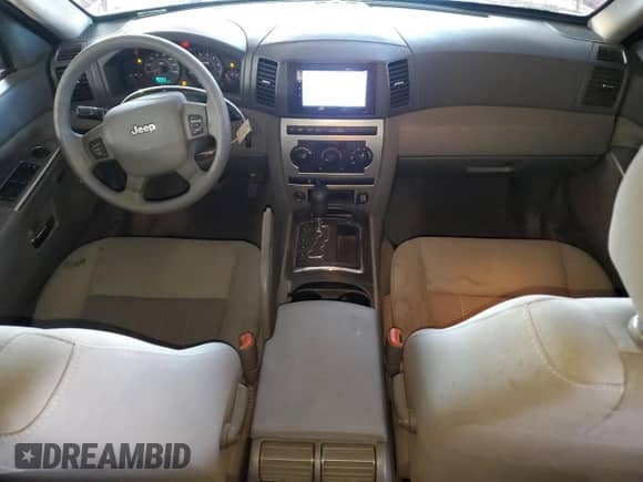 2006 Jeep Grand Cherokee Laredo z VIN 1J4HS48N06C254653, wystawiony jako Copart lot #45568855 z przebiegiem 105 639 mil mil oraz Szkoda całkowita • Salvage title. Historia ofert i sprzedaży dostępna na DreamBid. Obrazek 8.