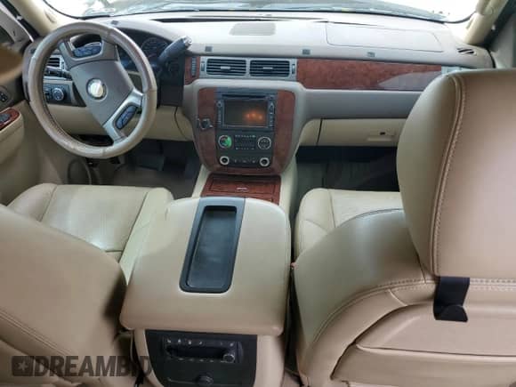 2010 Chevrolet Suburban LTZ with VIN 1GNUKKE38AR276439, listed as a Copart auction lot 52826305 with Not provided miles and Salvage title. Bid and sale history available at DreamBid. Image 8.