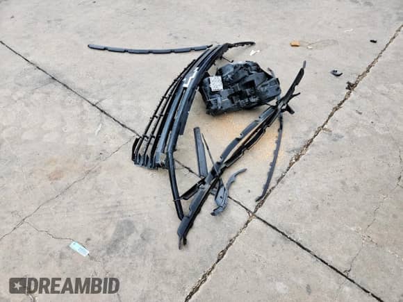 2023 Chevrolet Tahoe RST with VIN 1GNSCRKD3PR297668, listed as a Copart auction lot 60535755 with 39,747 mi miles and Salvage title. Bid and sale history available at DreamBid. Image 13.