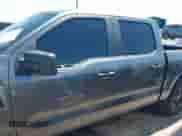 2022 Ford F-150 XL z VIN 1FTEW1CP1NFA79573, wystawiony jako IAAI lot #43100224 z przebiegiem 71 475 mil mil oraz . Historia ofert i sprzedaży dostępna na DreamBid. Obrazek 13.