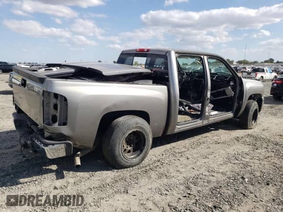 2008 Chevrolet Silverado 1500 1LT с VIN 3GCEC130X8G135069, выставлен на аукционе Copart как лот 82347485 с пробегом Не указан миль и На запчасти • Non repairable. История ставок и продаж доступна на DreamBid. Изображение 3.