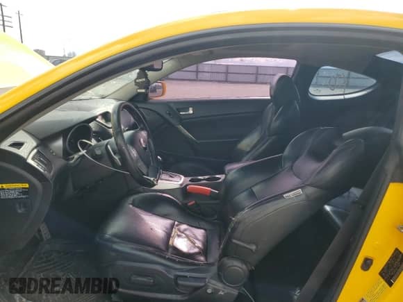 2010 Hyundai Genesis Coupe with VIN KMHHU6KH1AU021846, listed as a Copart auction lot 51446175 with 161,250 mi miles and Salvage title. Bid and sale history available at DreamBid. Image 7.