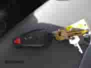 2019 Ram 1500 Express z VIN 3C6JR6AT9KG585690, wystawiony jako IAAI lot #41594081 z przebiegiem 15 523 mil mil oraz . Historia ofert i sprzedaży dostępna na DreamBid. Obrazek 11.