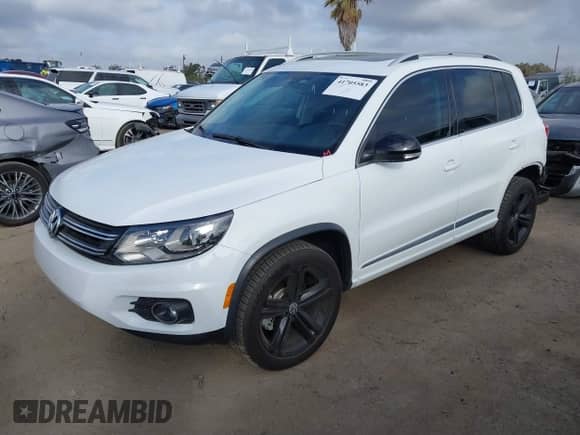 2017 Volkswagen Tiguan Sport с VIN WVGUV7AX8HW509698, выставлен на аукционе IAAI как лот 41705583 с пробегом 41 916 миль миль и . История ставок и продаж доступна на DreamBid. Изображение 20.