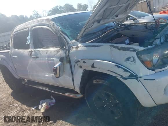 2010 Toyota Tacoma PreRunner с VIN 3TMJU4GNXAM103720, выставлен на аукционе IAAI как лот 42994037 с пробегом 214 592 миль миль и . История ставок и продаж доступна на DreamBid. Изображение 11.