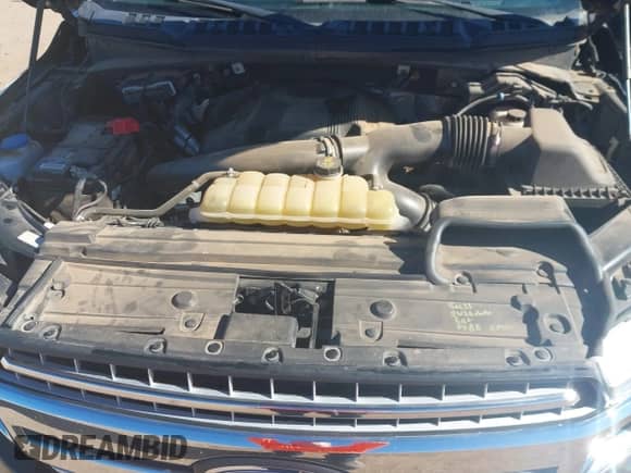 2019 Ford F-150 XLT с VIN 1FTEW1E41KKE37020, выставлен на аукционе IAAI как лот 43282583 с пробегом 152 768 миль миль и . История ставок и продаж доступна на DreamBid. Изображение 10.