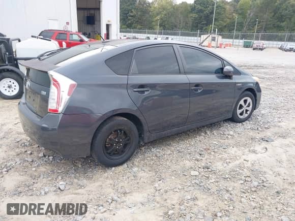 2013 Toyota Prius Two z VIN JTDKN3DU5D5649343, wystawiony jako IAAI lot #43341895 z przebiegiem 116 775 mil mil oraz . Historia ofert i sprzedaży dostępna na DreamBid. Obrazek 4.