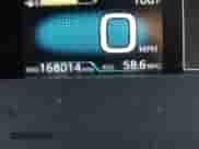 2018 Toyota Prius Plus z VIN JTDKARFP1J3071500, wystawiony jako IAAI lot #42665651 z przebiegiem 168 014 mil mil oraz . Historia ofert i sprzedaży dostępna na DreamBid. Obrazek 16.