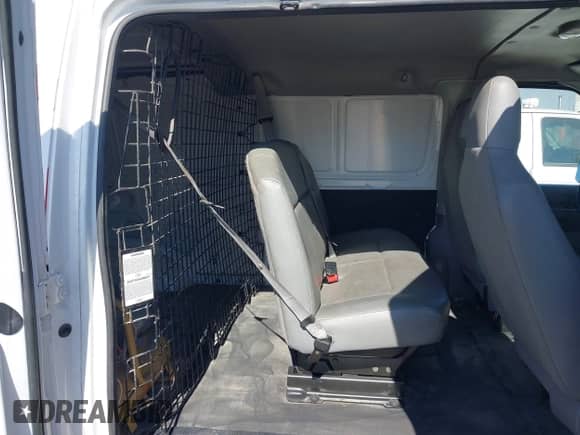 2013 Ford Econoline Cargo Commercial с VIN 1FTNE1EL5DDA47703, выставлен на аукционе IAAI как лот 43391862 с пробегом 208 969 миль миль и . История ставок и продаж доступна на DreamBid. Изображение 8.
