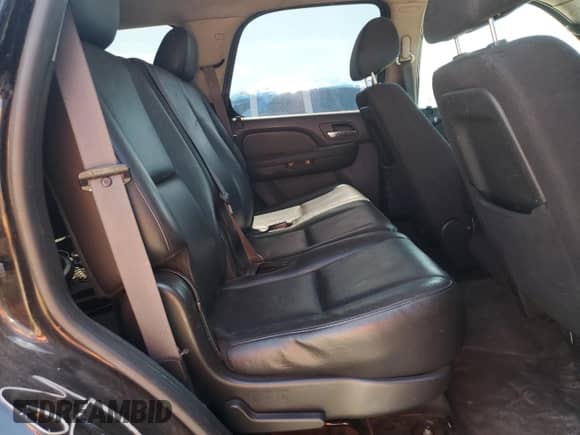 2011 Chevrolet Tahoe Commercial z VIN 1GNLC2E03BR280821, wystawiony jako Copart lot #55239215 z przebiegiem 325 861 mil mil oraz Szkoda całkowita • Salvage title. Historia ofert i sprzedaży dostępna na DreamBid. Obrazek 11.