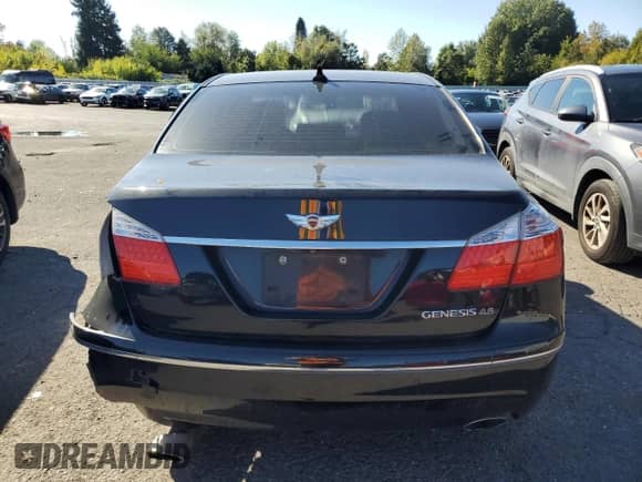 2011 Hyundai Genesis z VIN KMHGC4DF5BU140709, wystawiony jako Copart lot #81327915 z przebiegiem Nie podano mil oraz Szkoda całkowita • Salvage title. Historia ofert i sprzedaży dostępna na DreamBid. Obrazek 6.