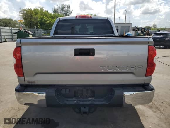2019 Toyota Tundra SR5 с VIN 5TFEM5F11KX142018, выставлен на аукционе Copart как лот 67743725 с пробегом Не указан миль и На запчасти • Non repairable. История ставок и продаж доступна на DreamBid. Изображение 6.