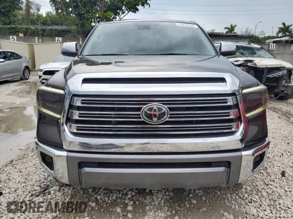 2020 Toyota Tundra Platinum с VIN 5TFGY5F19LX263409, выставлен на аукционе Copart как лот 71579134 с пробегом 83 744 миль миль и На запчасти • Non repairable. История ставок и продаж доступна на DreamBid. Изображение 5.