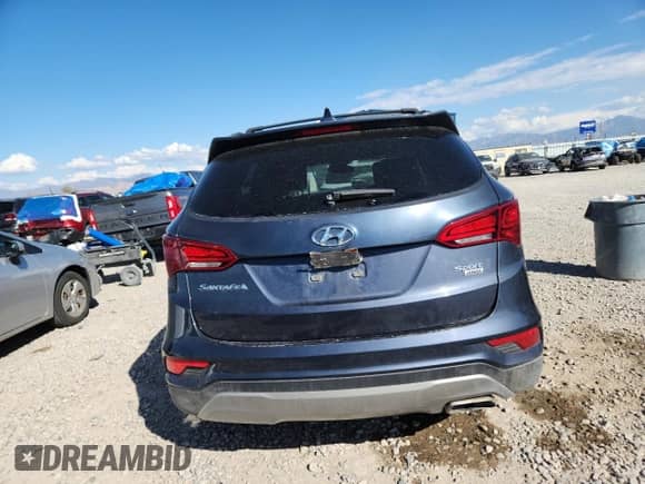 2017 Hyundai Santa Fe 2.4L с VIN 5NMZUDLB1HH032998, выставлен на аукционе Copart как лот 83829455 с пробегом 219 050 миль миль и Списание • Salvage title. История ставок и продаж доступна на DreamBid. Изображение 6.