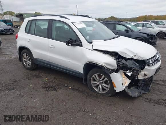 2016 Volkswagen Tiguan S с VIN WVGAV7AXXGW526892, выставлен на аукционе IAAI как лот 43387391 с пробегом 119 494 миль миль и . История ставок и продаж доступна на DreamBid. Изображение 1.