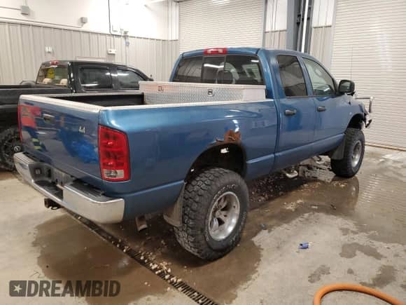2005 Dodge 1500 SLT with VIN 1D7HU18N15S340899, listed as a Copart auction lot 71868455 with 136,384 mi miles and Clean title. Bid and sale history available at DreamBid. Image 3.