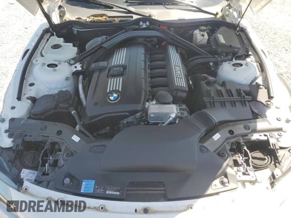 2011 BMW Z4 sDrive30i с VIN WBALM5C59BE378262, выставлен на аукционе Copart как лот 54131335 с пробегом 34 927 миль миль и Списание • Salvage title. История ставок и продаж доступна на DreamBid. Изображение 11.