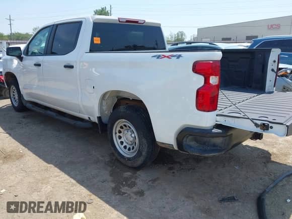 2024 Chevrolet Silverado 1500 Work Truck with VIN 3GCPDAEK8RG154919, listed as a IAAI auction lot 40178946 with 2,911 mi miles and . Bid and sale history available at DreamBid. Image 3.