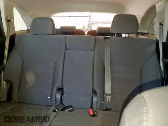 2019 Kia Sorento LX with VIN 5XYPG4A36KG499992, listed as a Copart auction lot 70633465 with 93,695 mi miles and Salvage title. Bid and sale history available at DreamBid. Image 10.