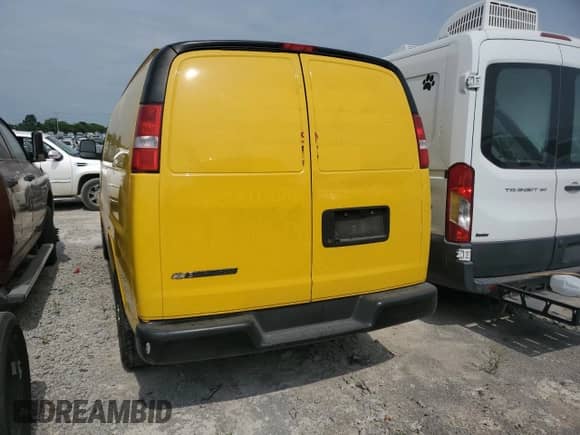 2021 Chevrolet Express Cargo с VIN 1GCWGAFP2M1175043, выставлен на аукционе Copart как лот 59509695 с пробегом 225 388 миль миль и Чистый • Clean title. История ставок и продаж доступна на DreamBid. Изображение 6.