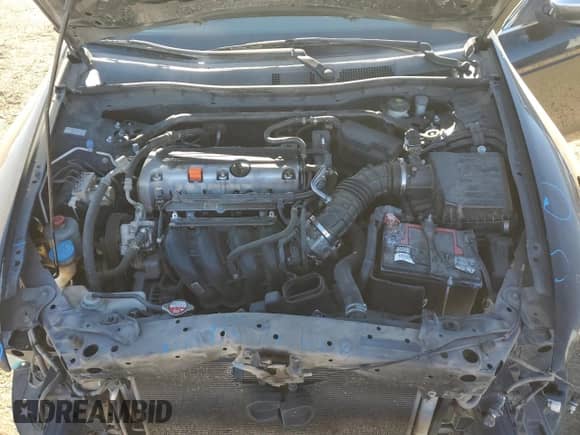 2012 Honda Accord EX z VIN 1HGCP2E79CA028082, wystawiony jako Copart lot #84027734 z przebiegiem 211 623 mil mil oraz Szkoda całkowita • Salvage title. Historia ofert i sprzedaży dostępna na DreamBid. Obrazek 11.