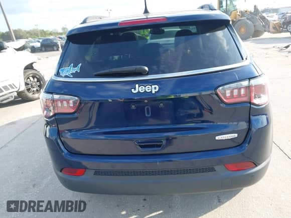 2020 Jeep Compass Latitude z VIN 3C4NJCBB1LT224727, wystawiony jako IAAI lot #41683813 z przebiegiem 36 107 mil mil oraz . Historia ofert i sprzedaży dostępna na DreamBid. Obrazek 16.