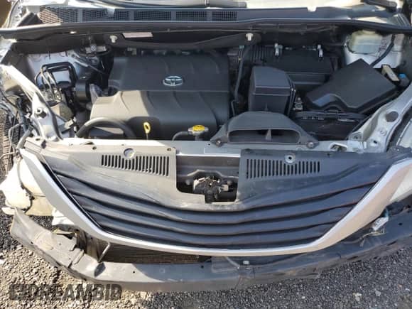 2015 Toyota Sienna XLE z VIN 5TDYK3DC1FS669886, wystawiony jako Copart lot #81678915 z przebiegiem 173 178 mil mil oraz Szkoda całkowita • Salvage title. Historia ofert i sprzedaży dostępna na DreamBid. Obrazek 12.