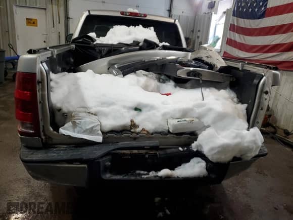2007 GMC Sierra 1500 SLE1 with VIN 2GTEC19C371701744, listed as a Copart auction lot 45556485 with 205,859 mi miles and Salvage title. Bid and sale history available at DreamBid. Image 6.