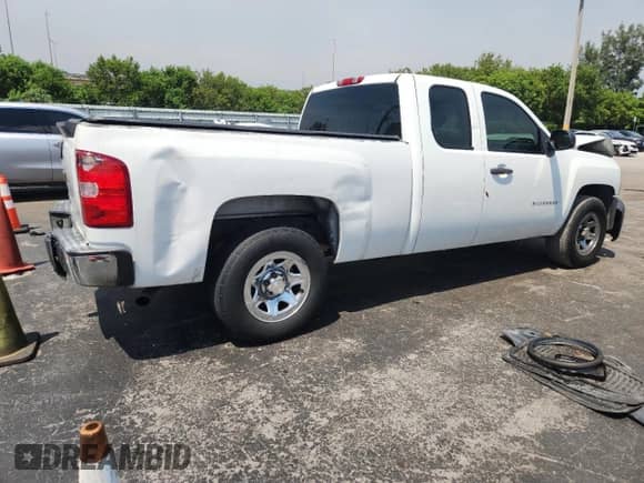 2012 Chevrolet Silverado 1500 Work Truck with VIN 1GCRCPEA9CZ334004, listed as a Copart auction lot 69754775 with 207,213 mi miles and Salvage title. Bid and sale history available at DreamBid. Image 3.