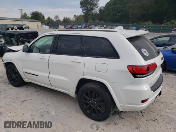 2018 Jeep Grand Cherokee Altitude z VIN 1C4RJEAG3JC402415, wystawiony jako Copart lot #80170795 z przebiegiem 130 409 mil mil oraz Szkoda całkowita • Salvage title. Historia ofert i sprzedaży dostępna na DreamBid. Obrazek 2.