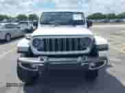 2024 Jeep Wrangler Sahara с VIN 1C4PJXEG8RW268279, выставлен на аукционе IAAI как лот 41909304 с пробегом 6 580 миль миль и . История ставок и продаж доступна на DreamBid. Изображение 12.