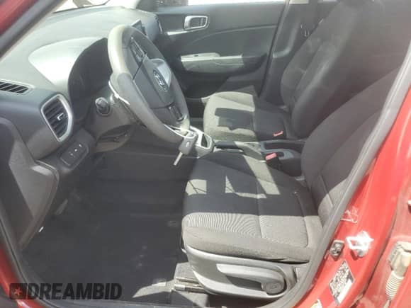 2020 Hyundai Venue SE with VIN KMHRB8A33LU014055, listed as a Copart auction lot 63443975 with 22,119 mi miles and Salvage title. Bid and sale history available at DreamBid. Image 7.