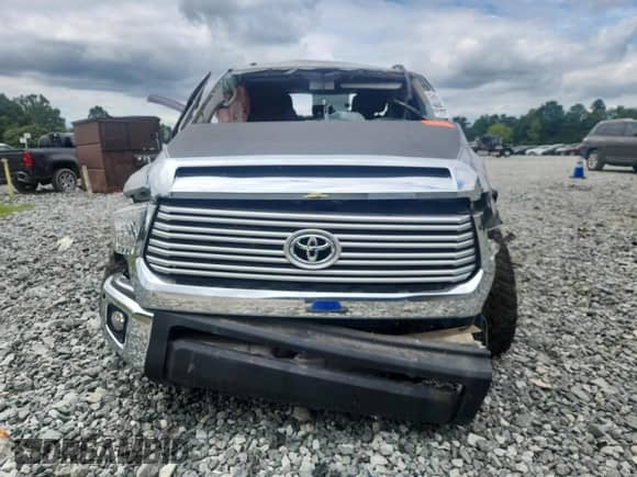 2016 Toyota Tundra Limited z VIN 5TFBW5F19GX501782, wystawiony jako Copart lot #69776075 z przebiegiem Nie podano mil oraz Czysty tytuł • Clean title. Historia ofert i sprzedaży dostępna na DreamBid. Obrazek 5.