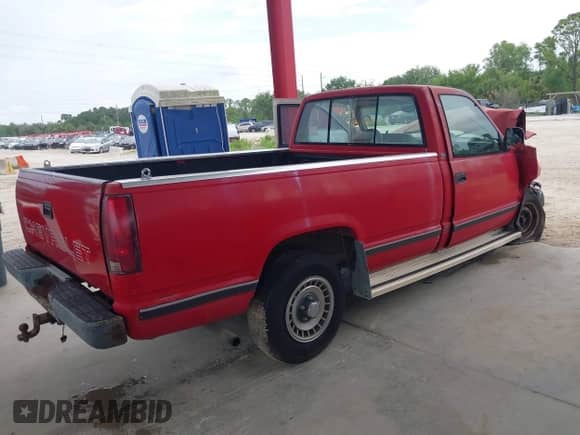 1993 Chevrolet Silverado 1500 с VIN 1GCEC14Z5PE102015, выставлен на аукционе IAAI как лот 42653937 с пробегом 107 948 миль миль и . История ставок и продаж доступна на DreamBid. Изображение 4.